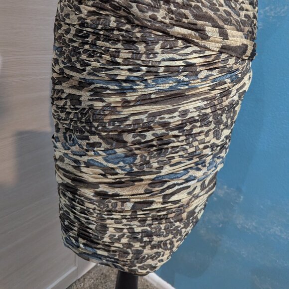 Vintage CACHE Elegant One-Shoulder Animal Print Dress, size 8. - Picture 3 of 13